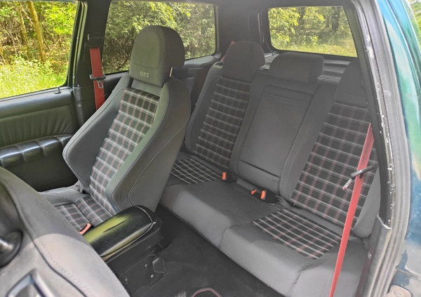 Volkswagen Golf cena 17900 przebieg: 105000, rok produkcji 1995 z Grójec małe 172